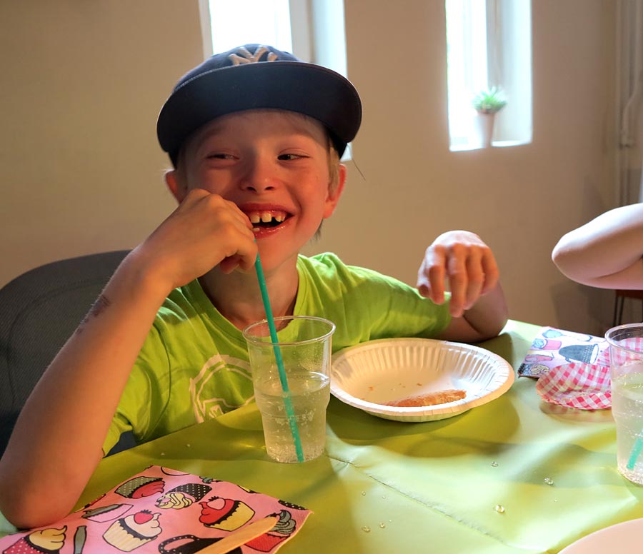 hugo_8arskalas hugo_8arskalas - Topplistan har kalas -4 favoriter