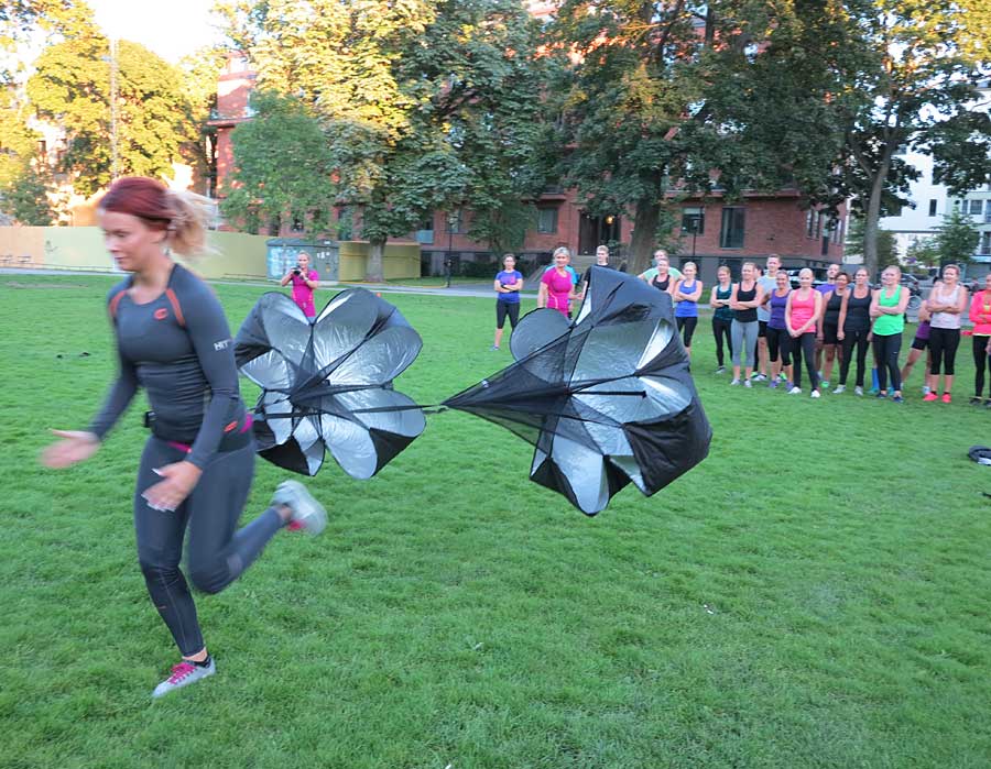 HIT_parachut HIT_parachut - Casall HIT -träning & outfittest