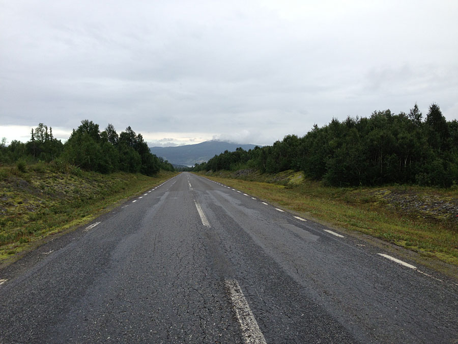 blasjofjallet2 blasjofjallet2 - Fjäll-långpass i regn
