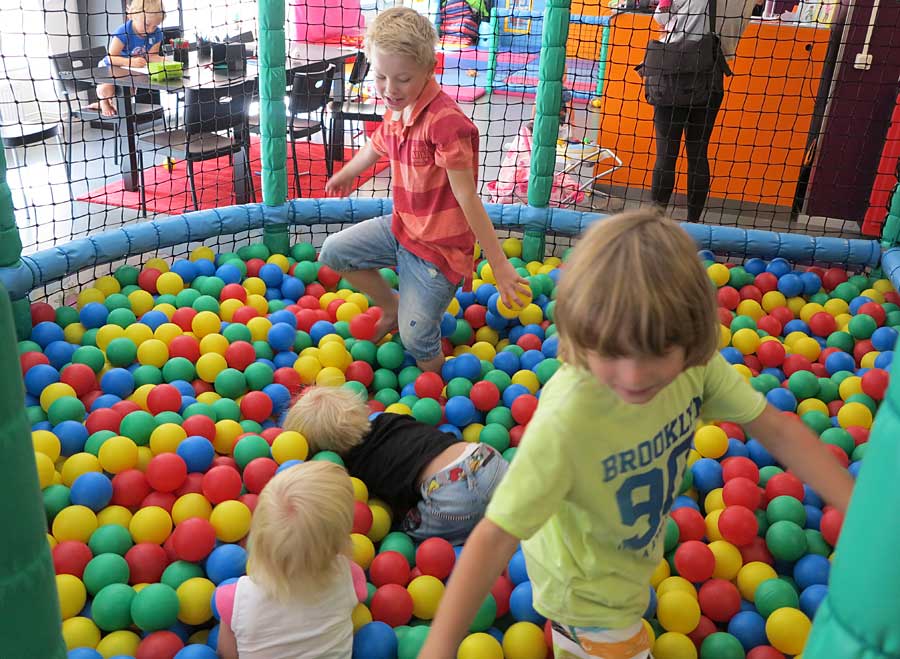 minisats_boll minisats_boll - Back in town