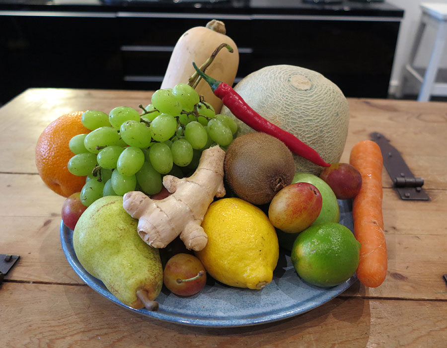 fruktfat fruktfat - Färskpressad grön godmorgondrink