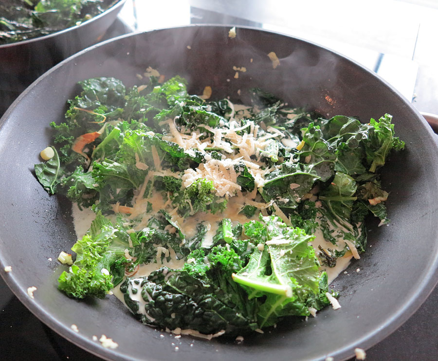 kolstuvn kolstuvn - Grädd- & parmasanstuvad svartkål -recept