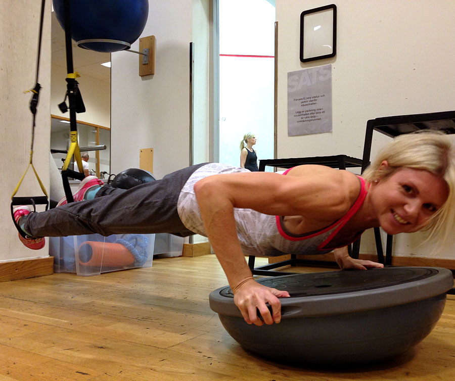 armh_bosu2 armh_bosu2 - Mjukisbrallor & muskelutveckling