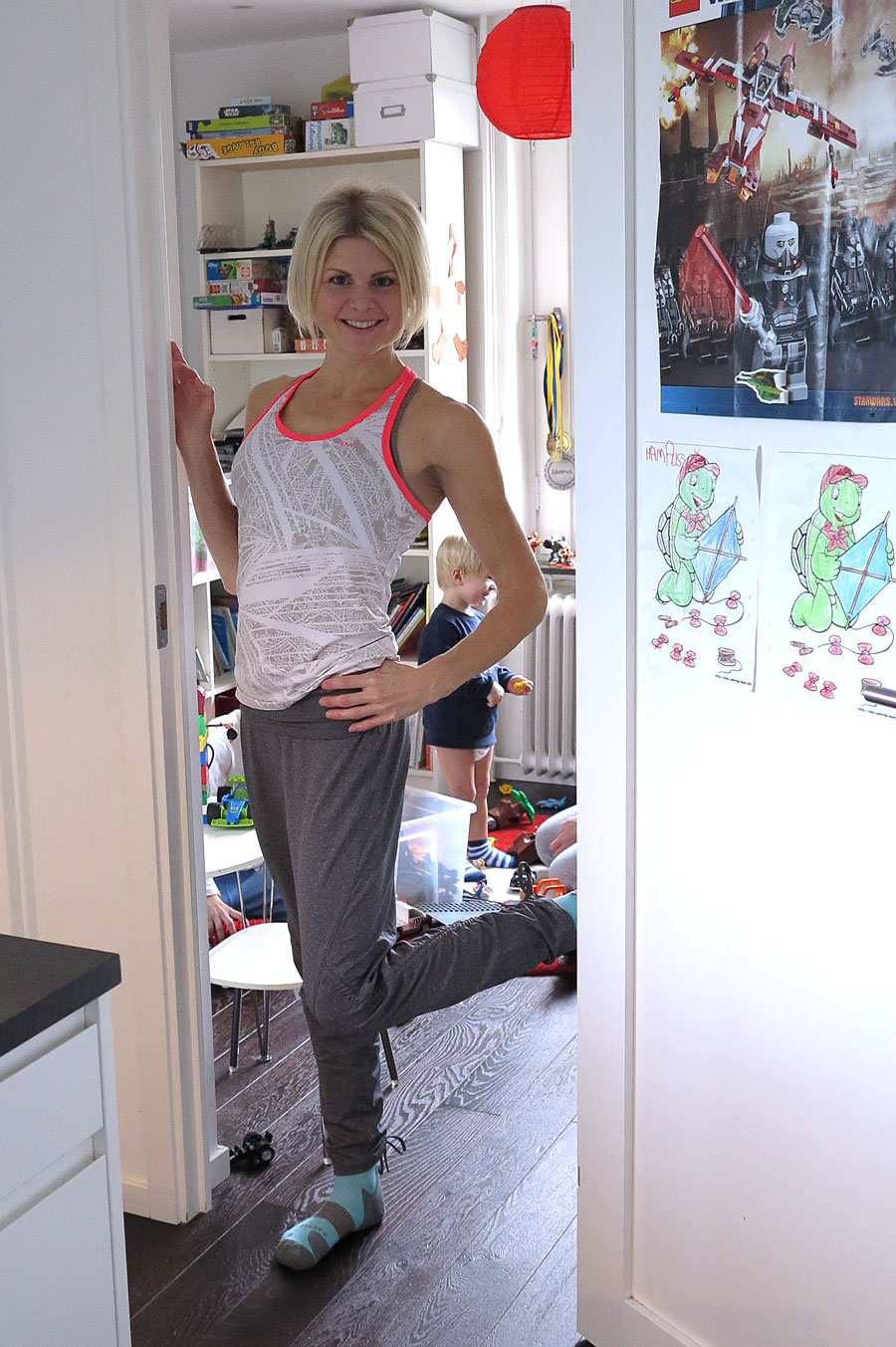 outf_barnrum outf_barnrum1 - Mjukisbrallor & muskelutveckling