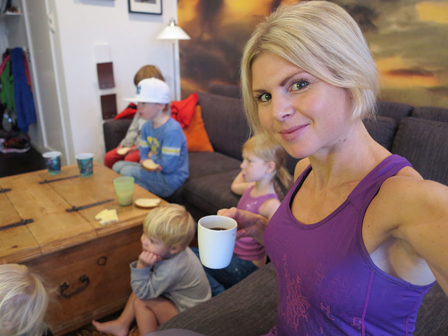 ans_kusinsoffa ans_kusinsoffa - Lilla morgonstund i lila