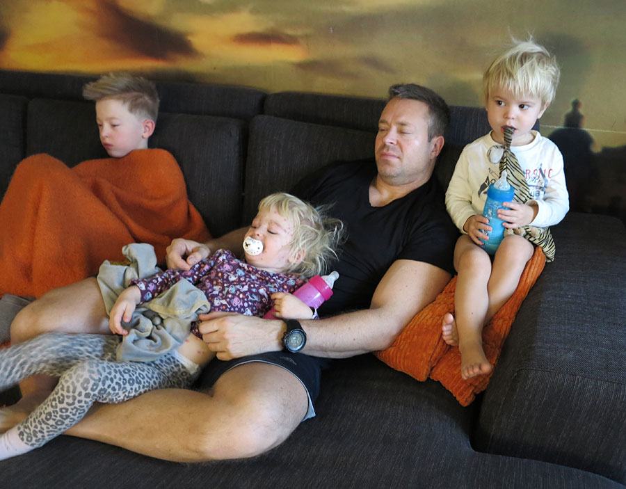 jonas_barnsoffa jonas_barnsoffa1 - Farsdagspresenter