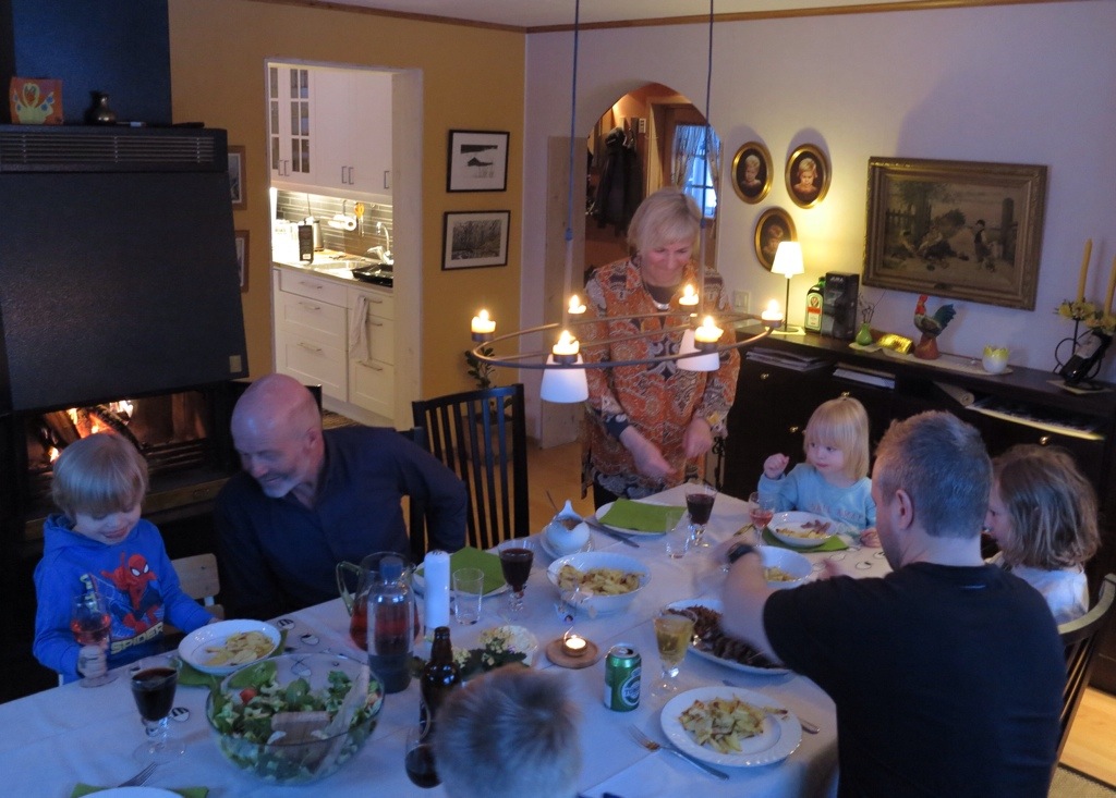 20150329-103443-38083486 - Firar Pre Påsk & operation