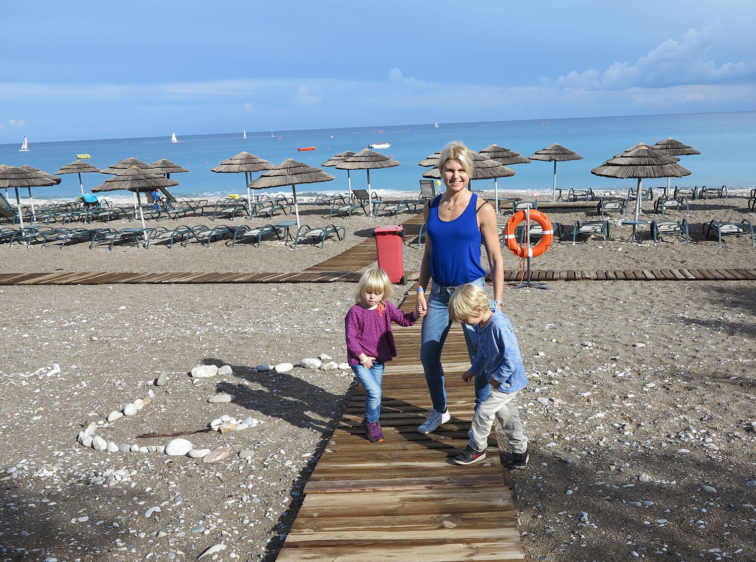 mythos_beach151 - Installation på Mythos Beach