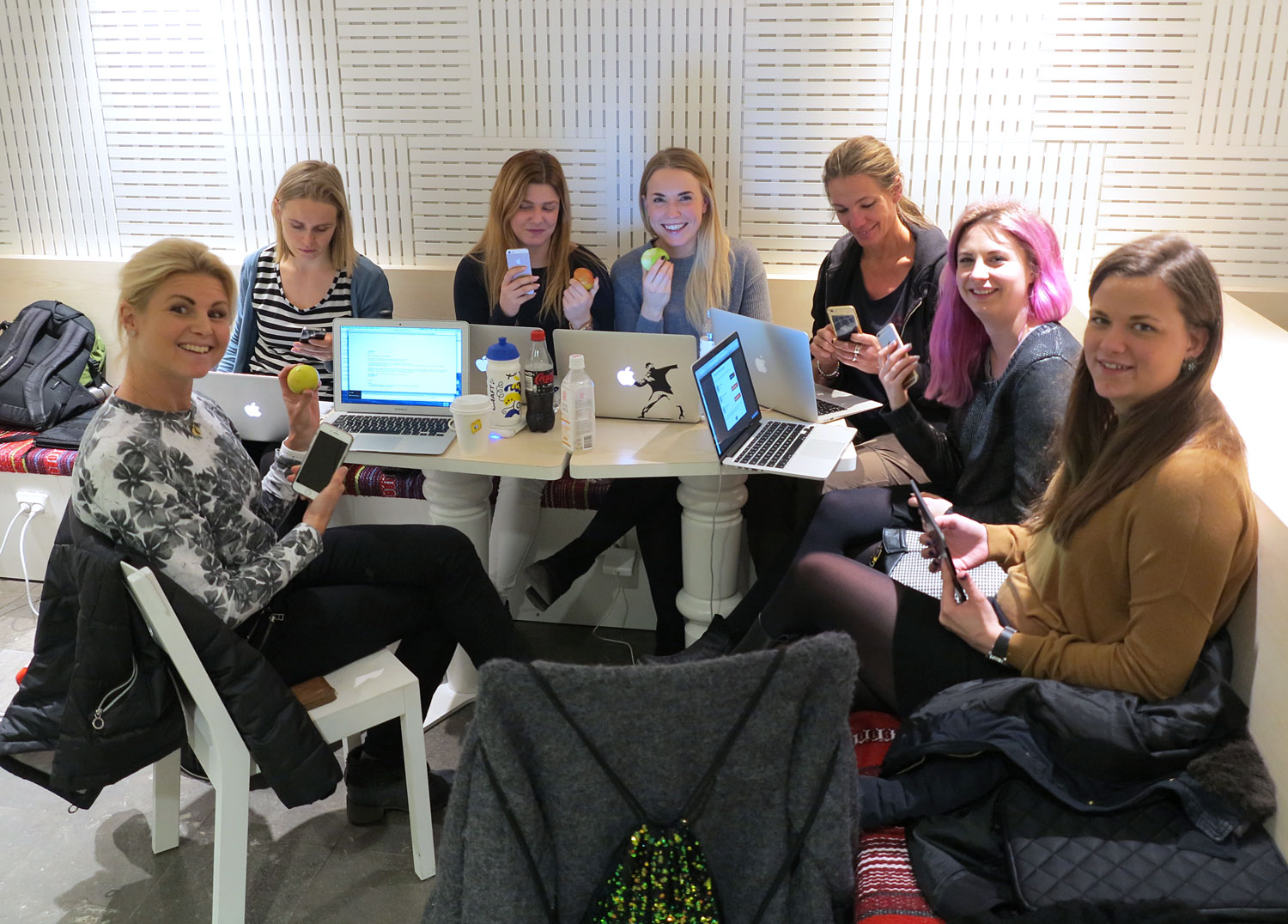 nackadem_apple - yrkesliv