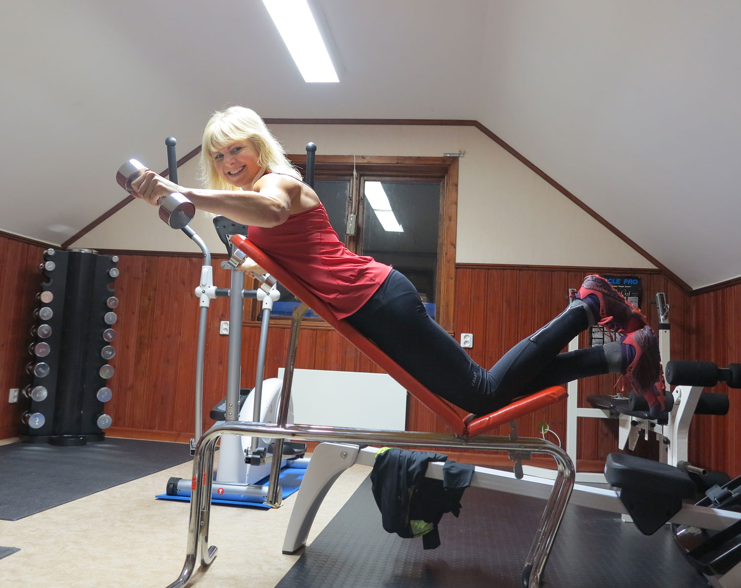 Baksida axlar, Anna Lissjanis