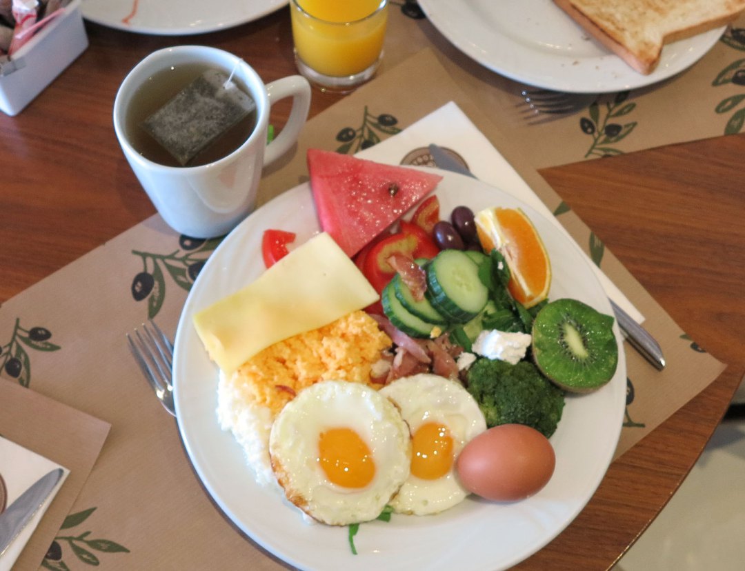 Frukost på Mythos Beach /annalissjanis.se