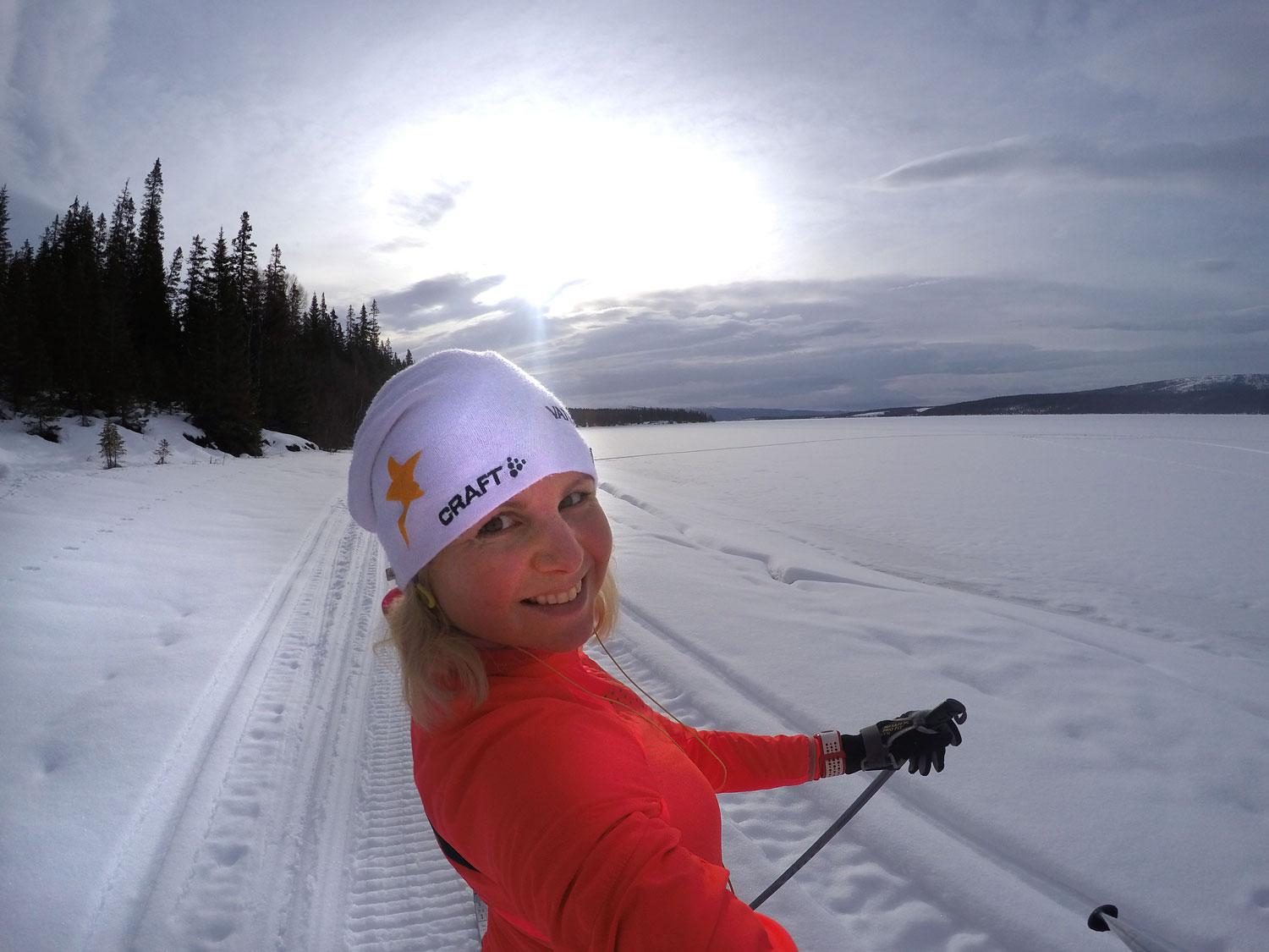 Anna Lissjanis på skidor i Jorm