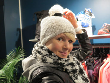 Anna Lissjanis i mössa från Under Armour