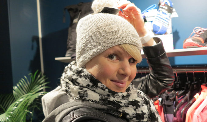 Anna Lissjanis i mössa från Under Armour