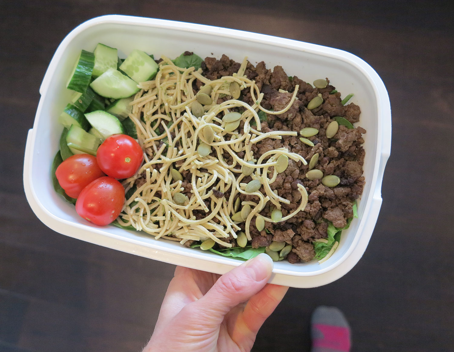 Pasta med pesto och köttfärs /Anna Lissjanis