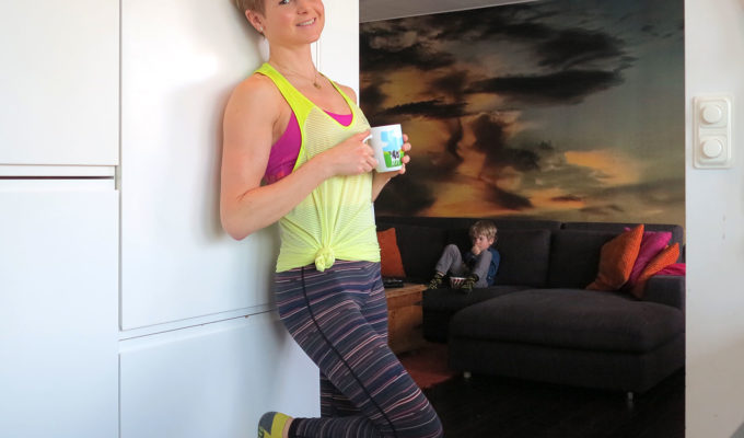 Anna Lissjanis med kaffekopp