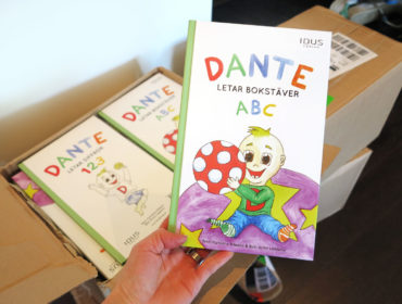 Dante letar bokstäver /Anna Lissjanis