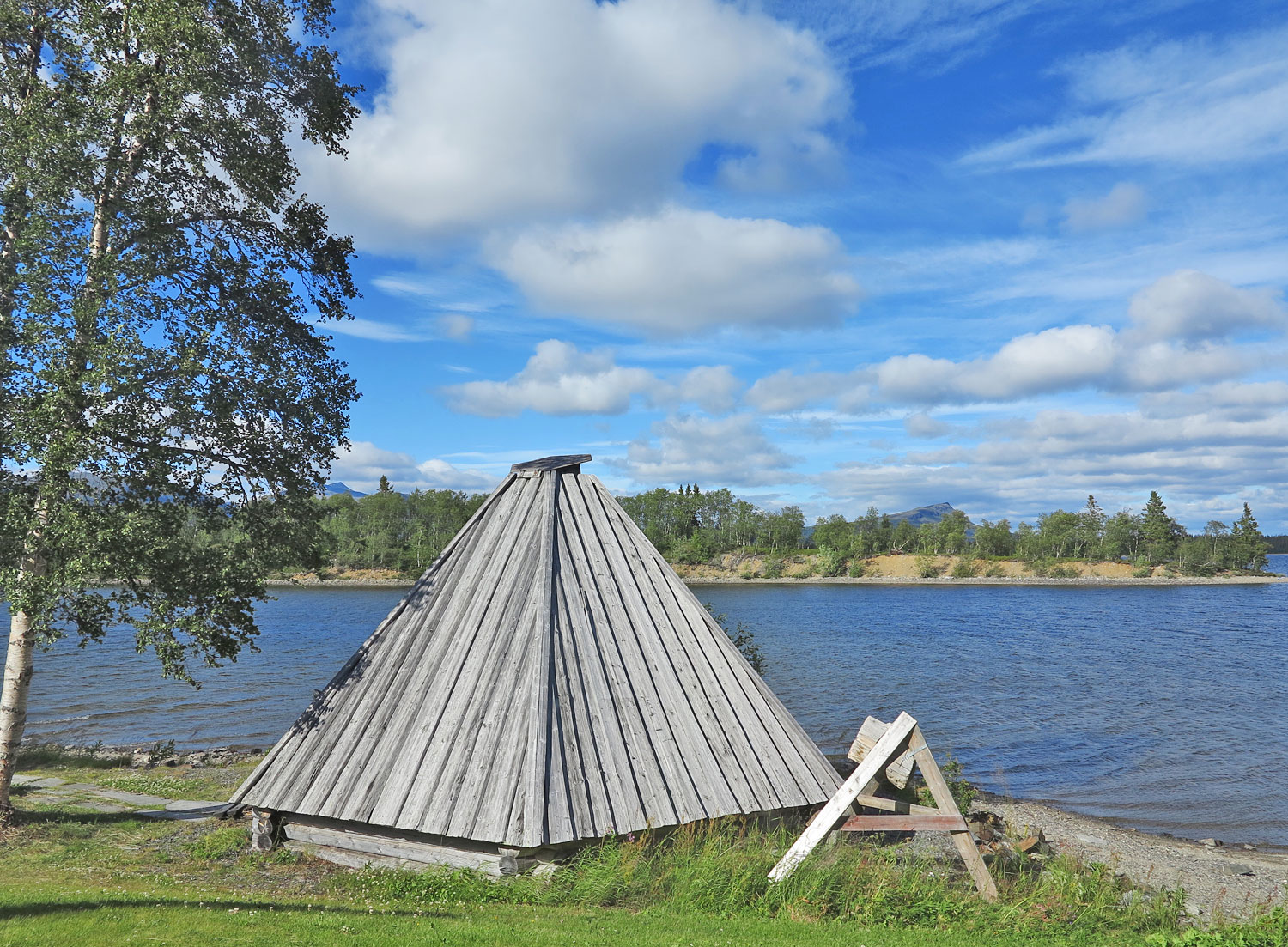 Yalangoch etuk ayollar fotosuratlari it uslubi