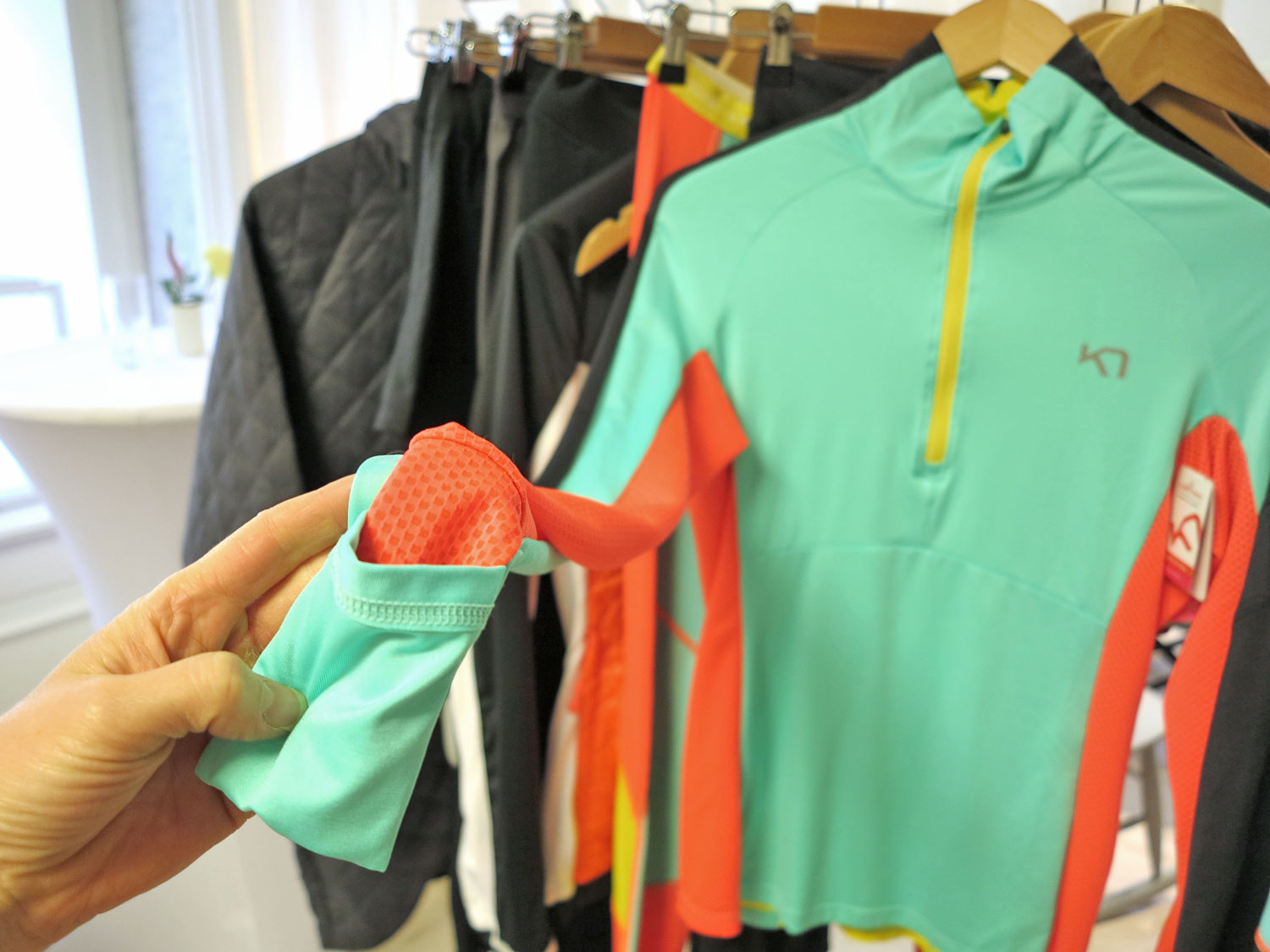 karitraa_arm - träningsmode