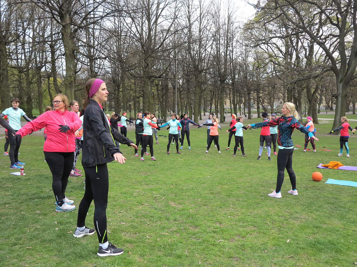 uppvarm_getout - get out