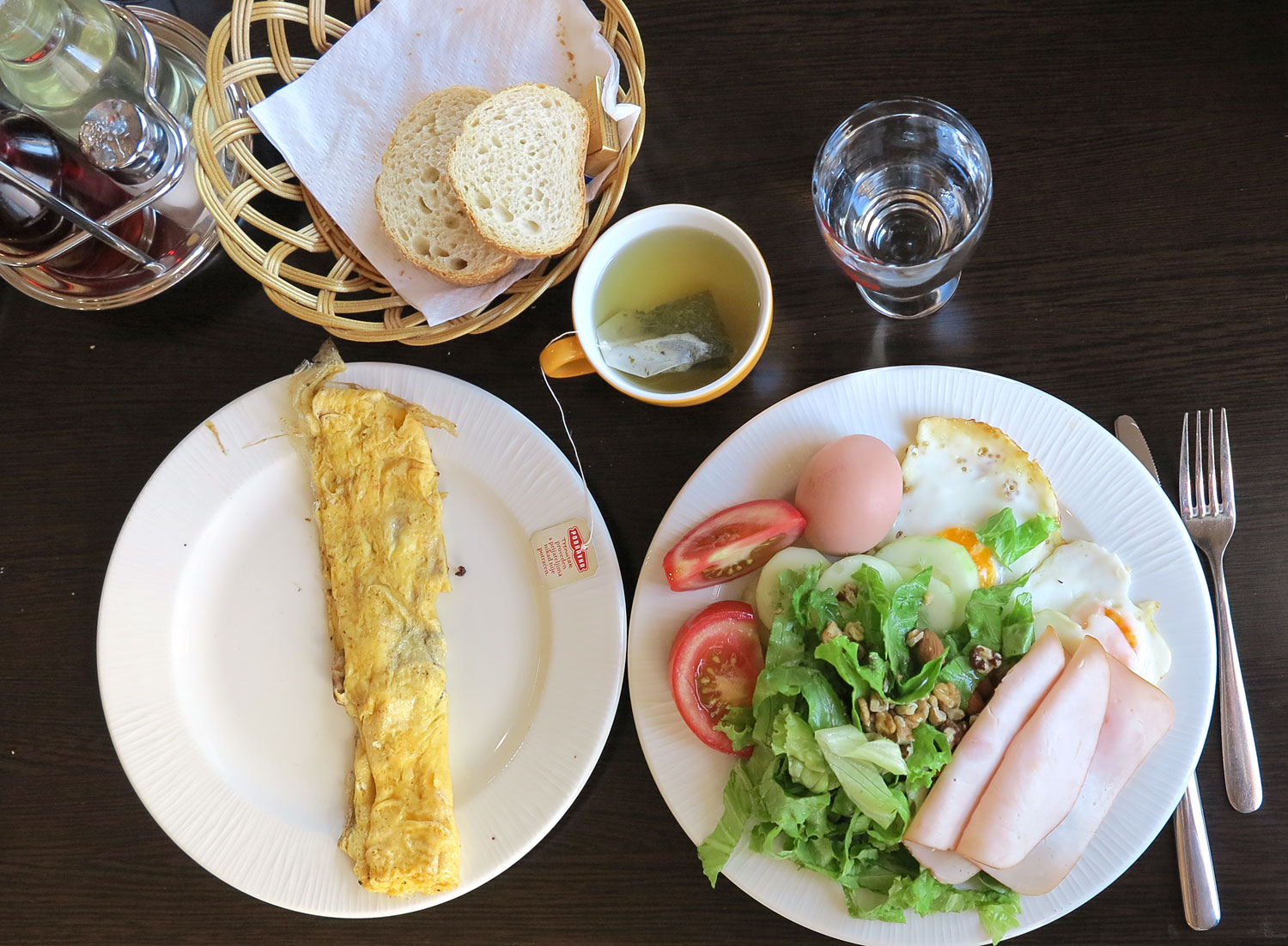 frukost_hot_kroatien - gott att äta i Kroatien