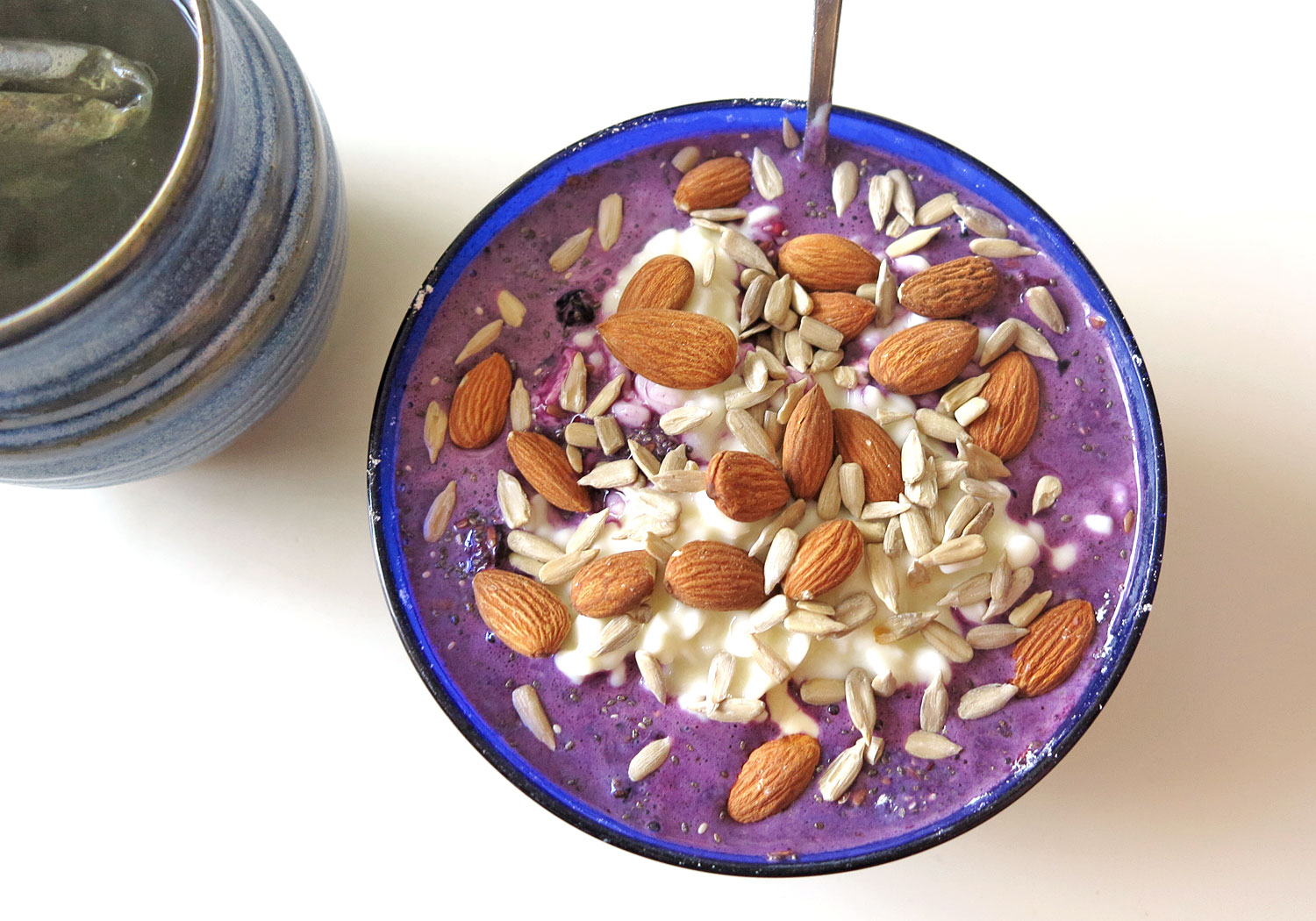 smoothiebowl - smoothie bowl