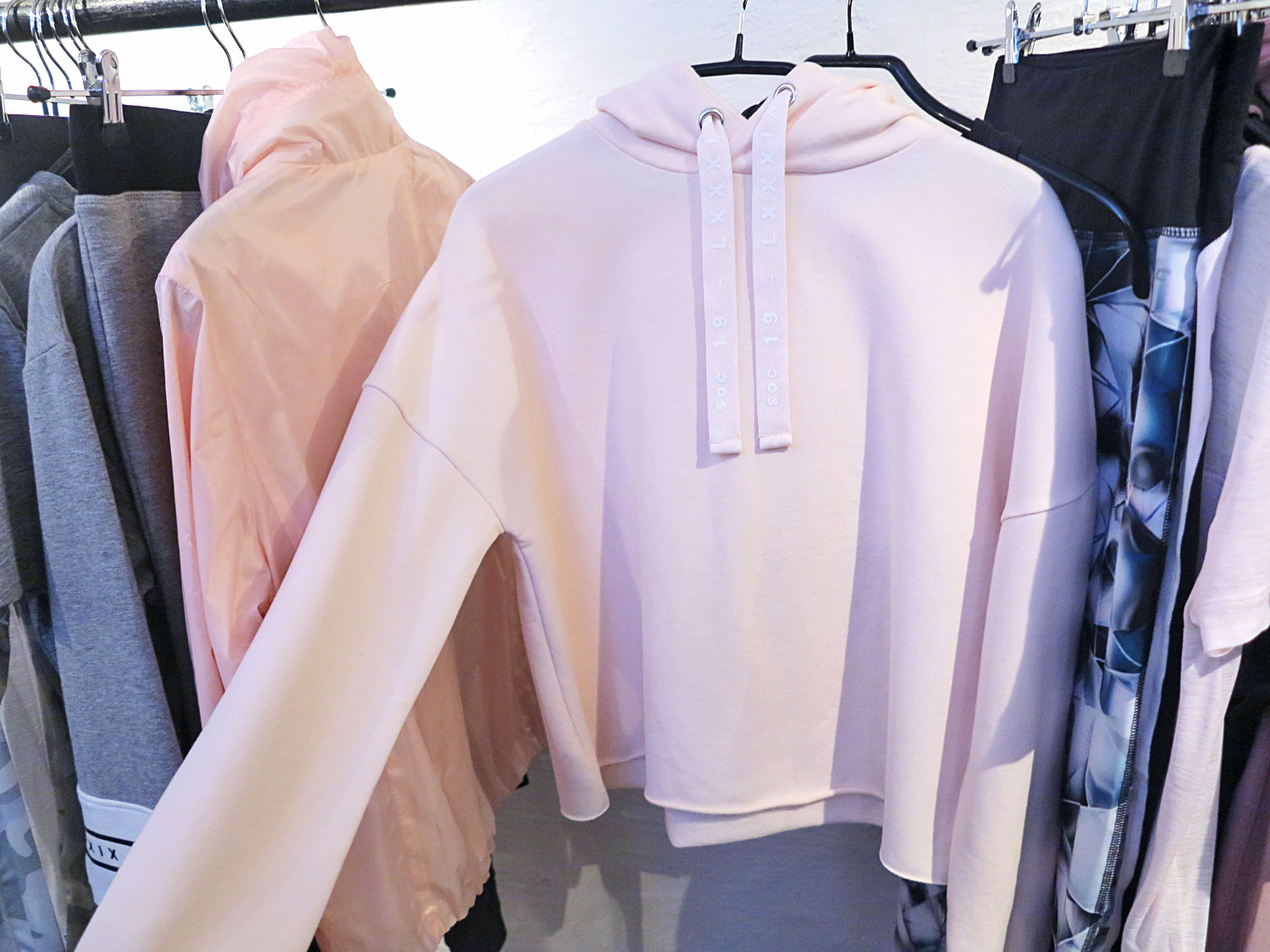 rosa_troja_soc - rosa