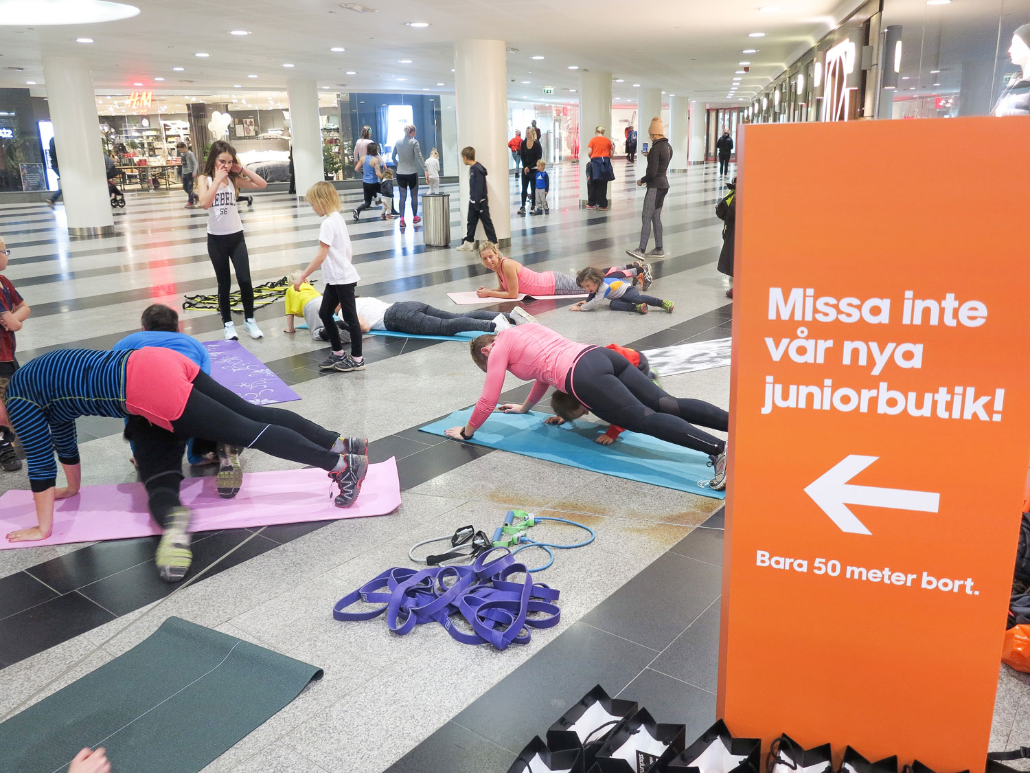 friskochstarkfamilj_stadium_skylt - Frisk och Stark Familj Stadium