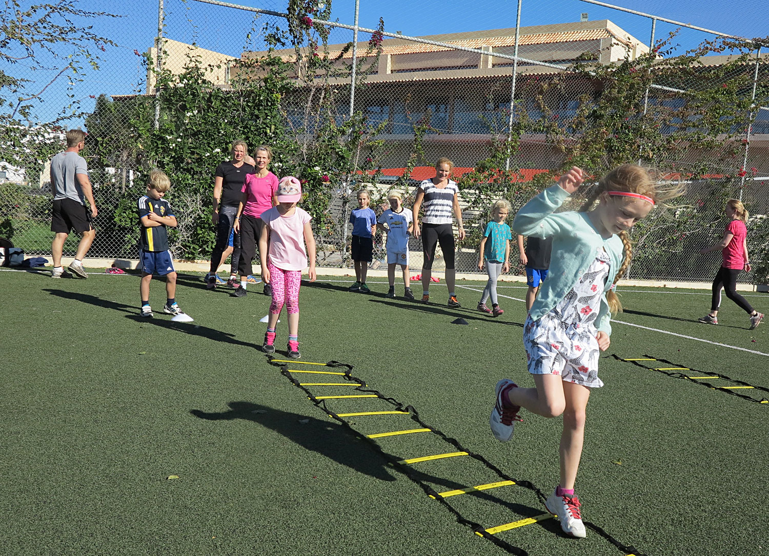 minifys17 - Frisk & Stark Familj på Mythos Beach