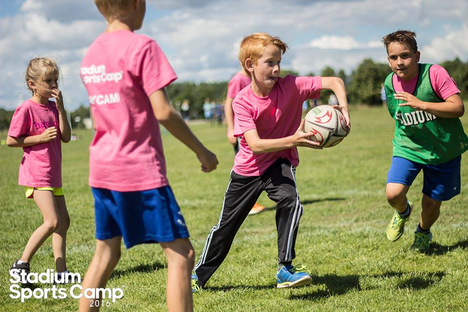 13606774_10154130830520673_4690656898080980116_n - Stadium Sports Camp