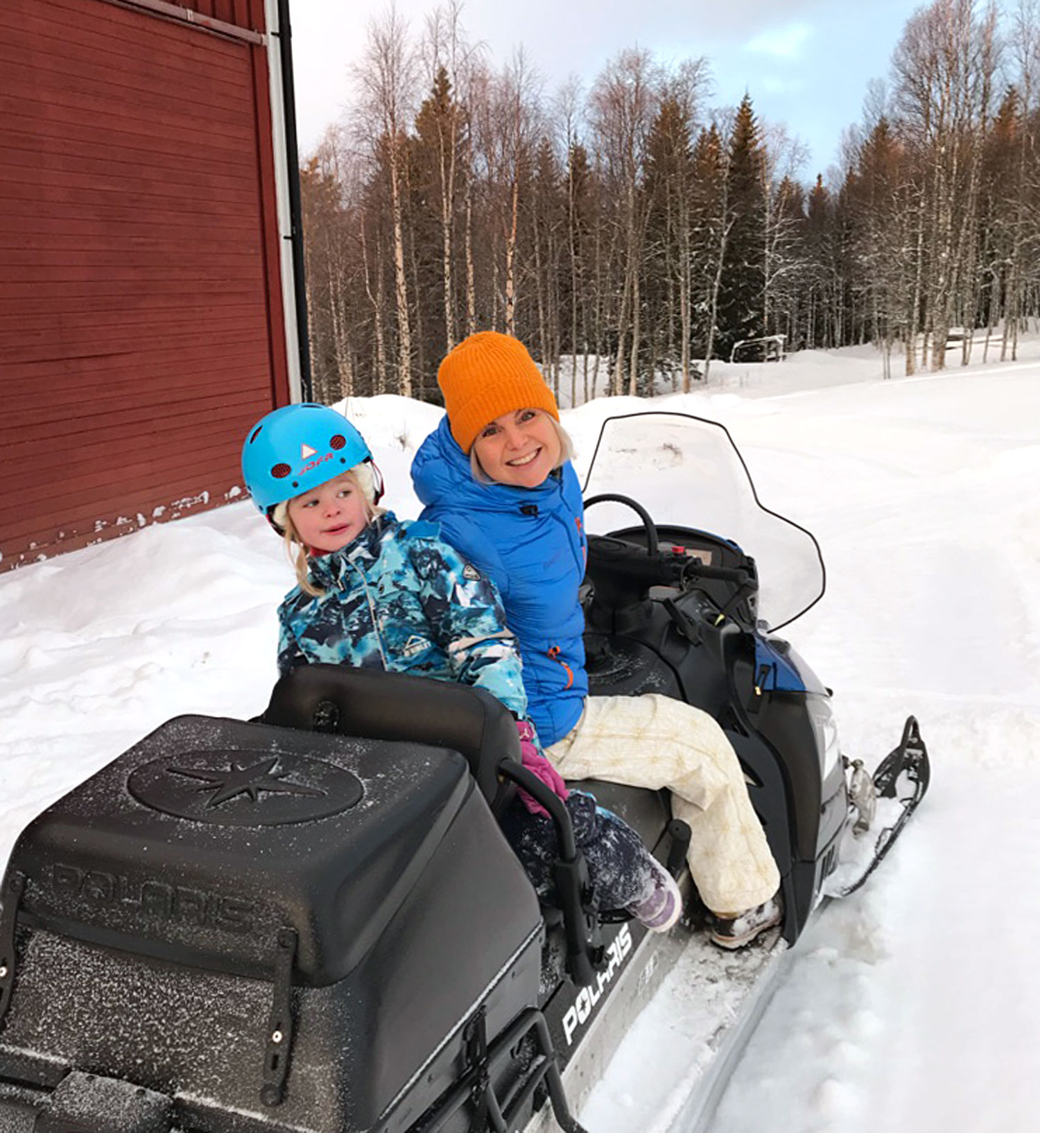 anna_jonna_skoter_jul-1 - julafton 2017