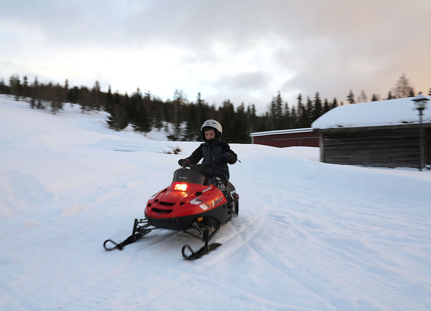 hampus_skoter_jul17-1 - julafton 2017