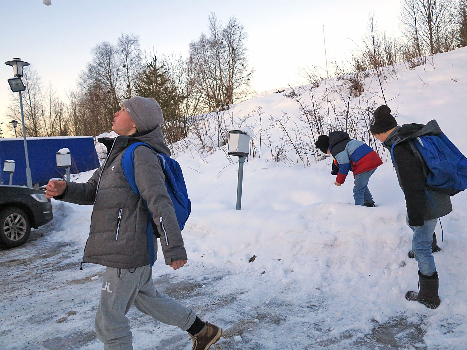 hugo_hampus_junior_sundsv - bila med barn