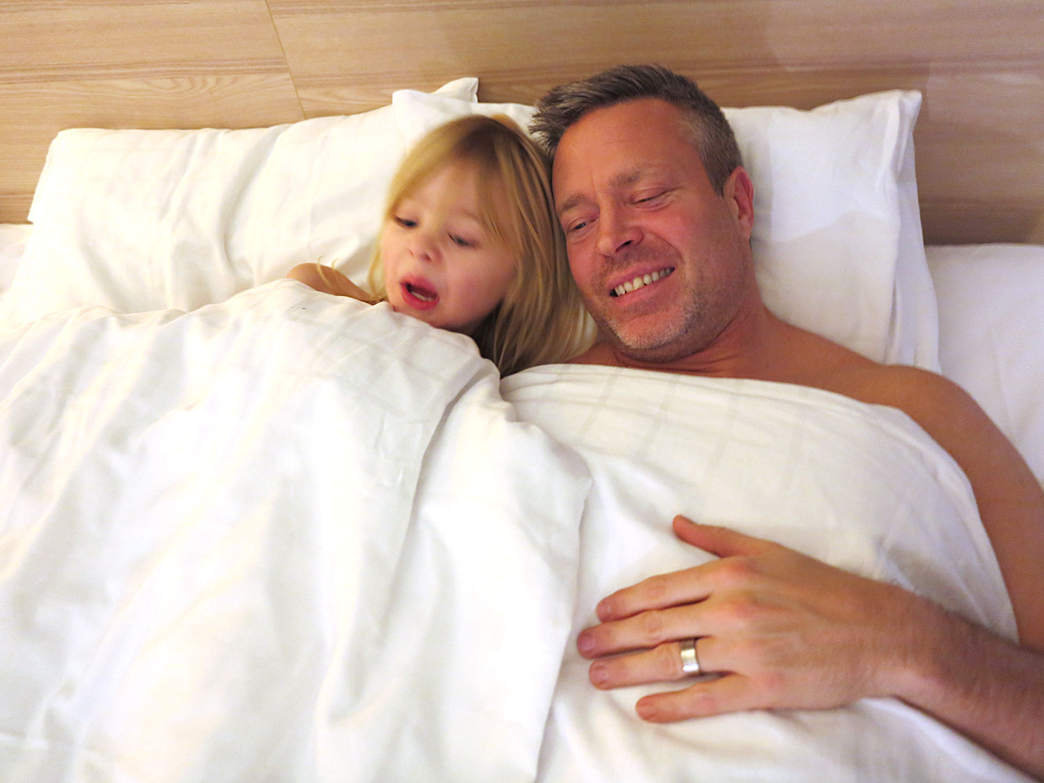 jonna_jonas_hotellsang - bila med barn