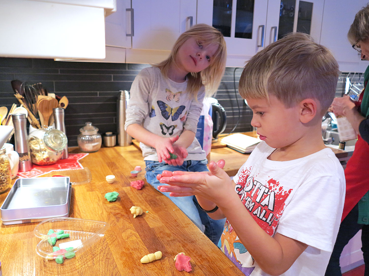 julgodis_junior_jonna - marsipanfigurer