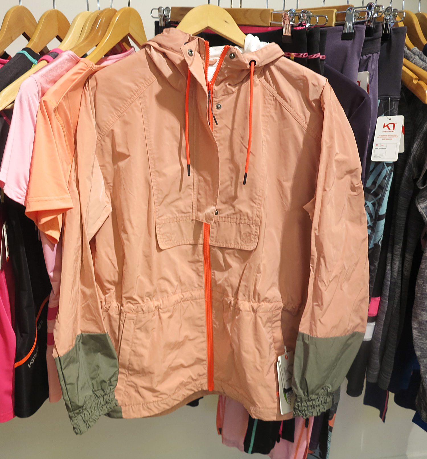 jackor_karitraa_2 - Kari Traa