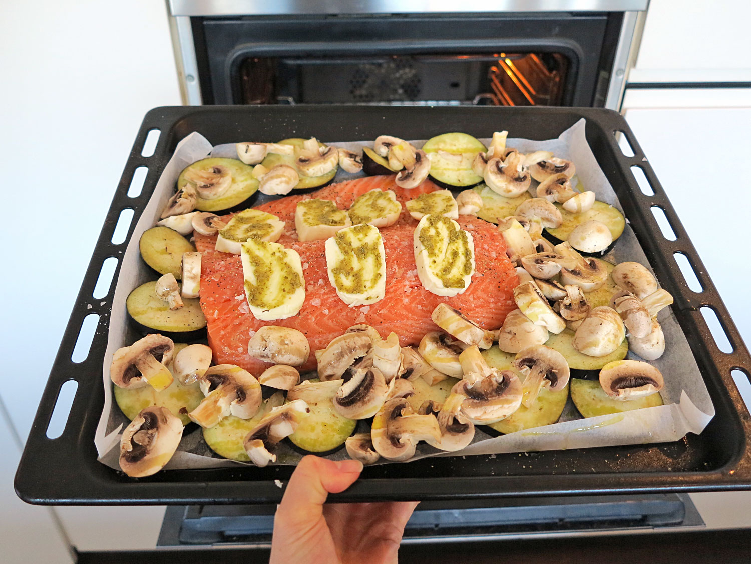 lax_halloumi_pesto1 - ugnsgrillad lax