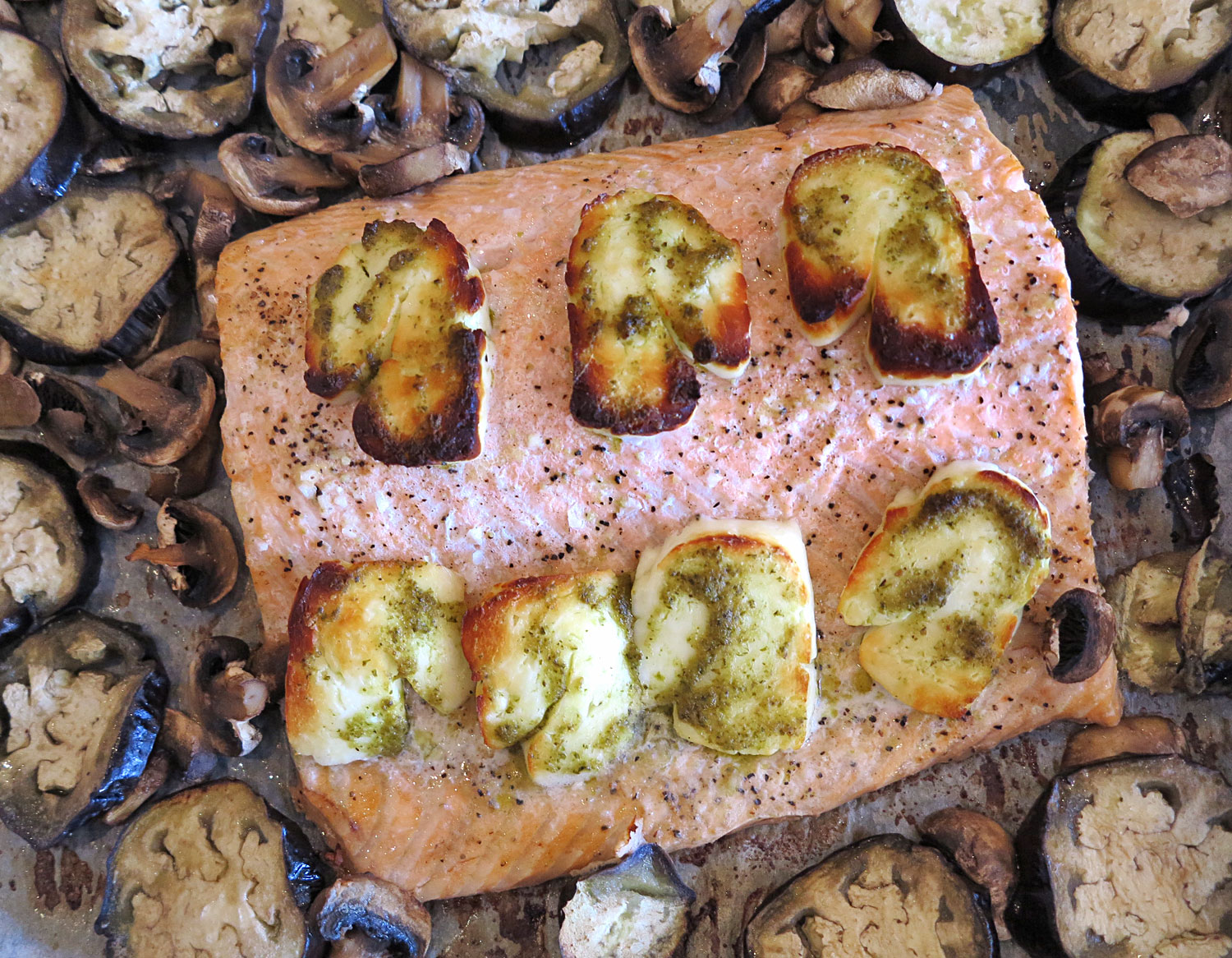 lax_halloumi_pesto3 - ugnsgrillad lax