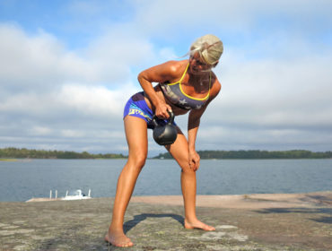 ryggpass träningsprogram med kettlebell