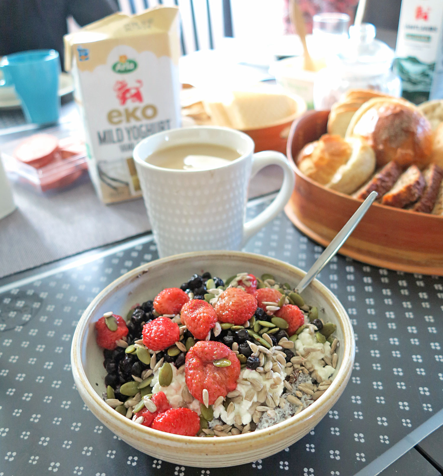 jordgubbar_keso_frukost_jorm - godsaker