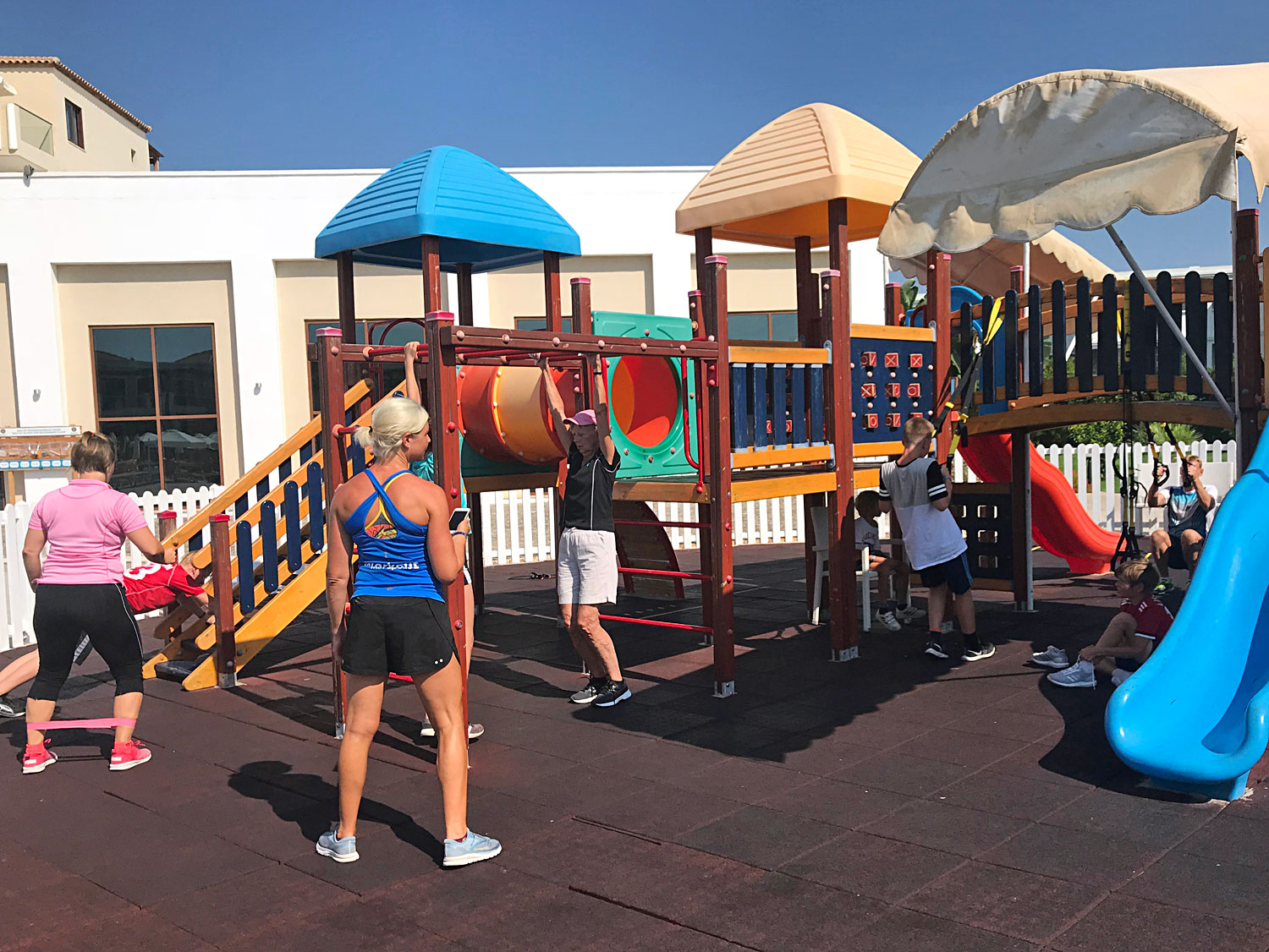 friskochstarkfamilj_getouttoworkoutfamily - Frisk och stark familj