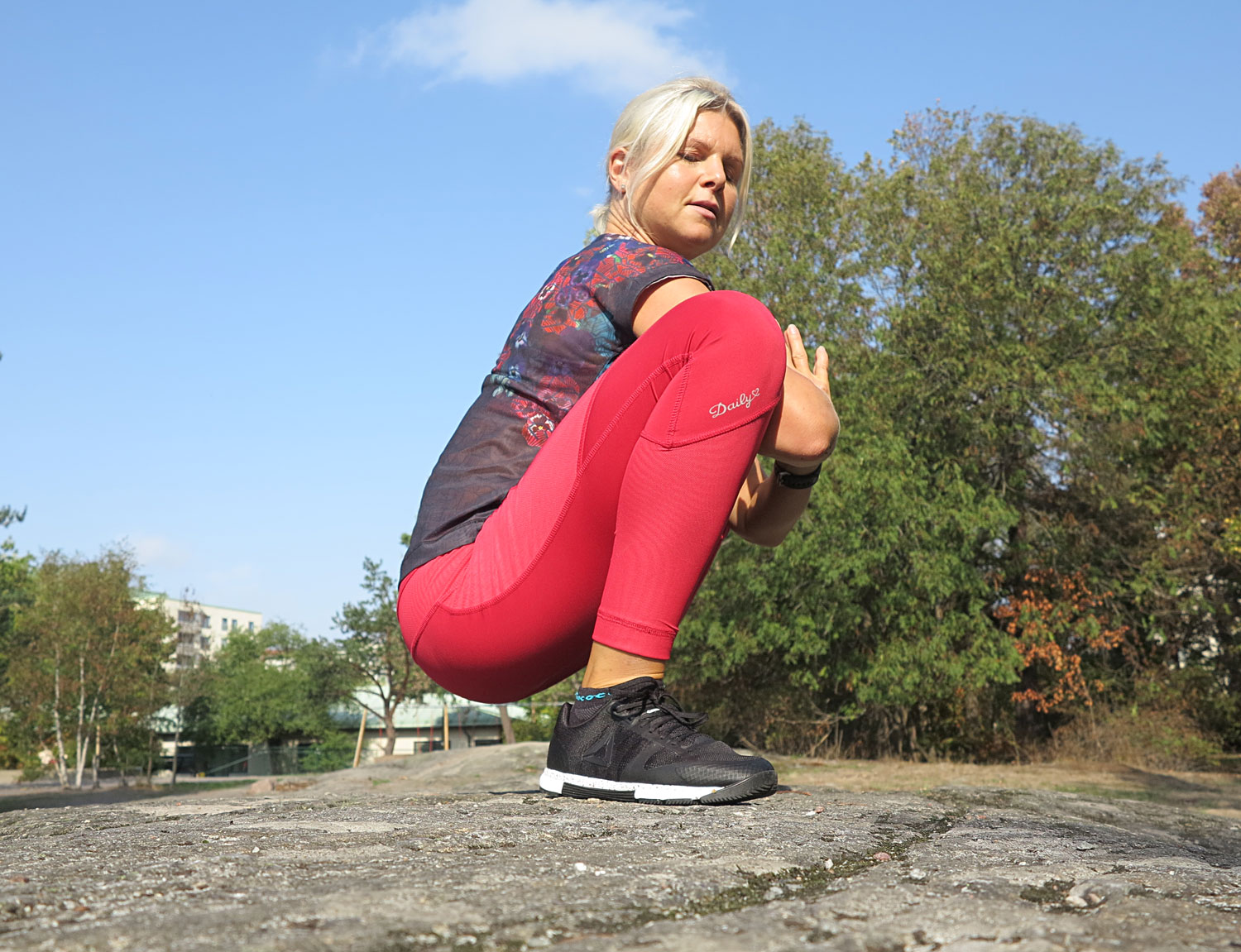 dailysports_yoga_annalissjanis - röda träningstights