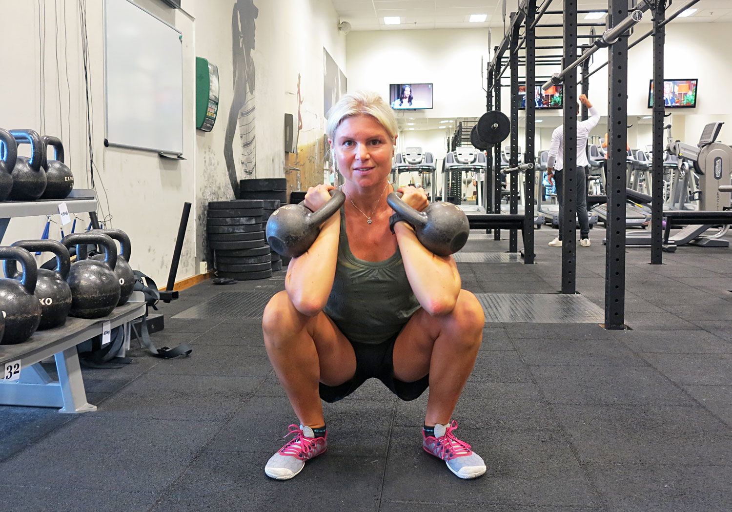 kb_annalissjanis_frontsquat - powerövningar