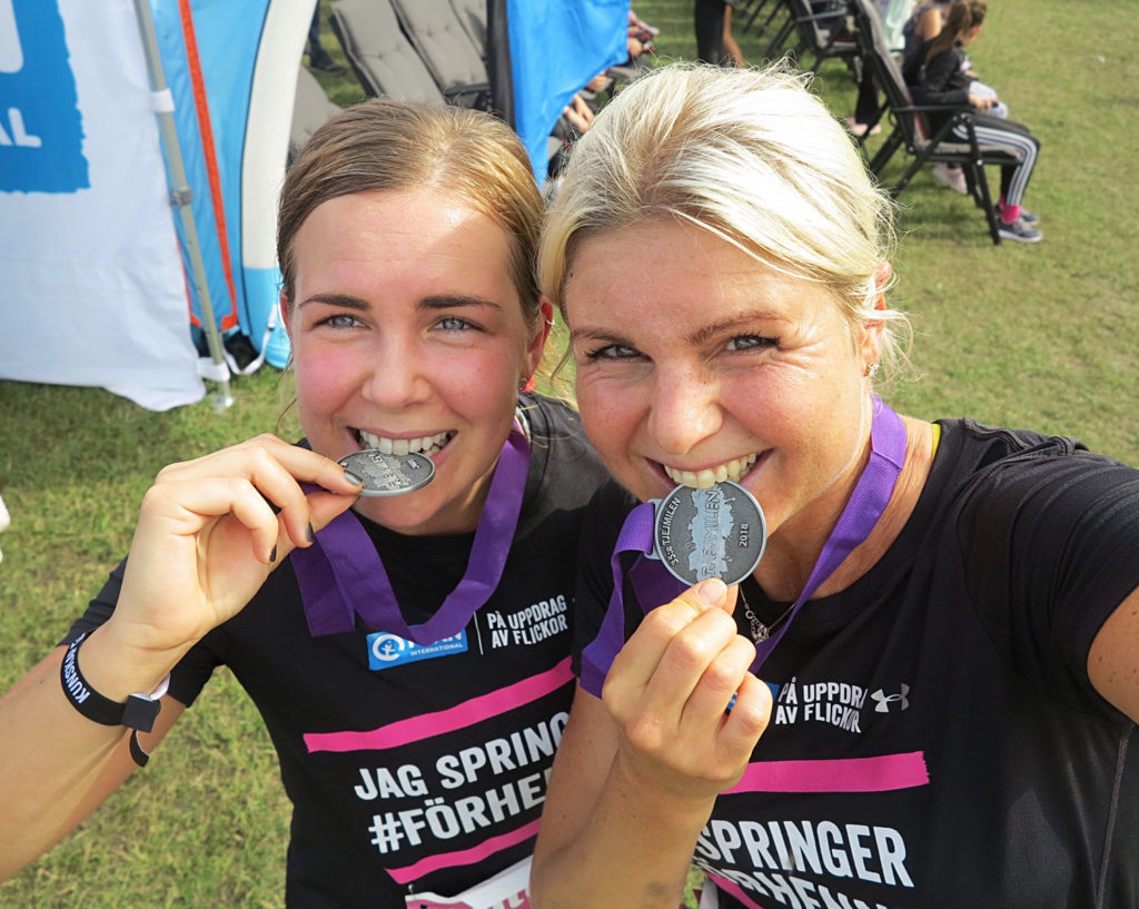 tjejmilen2018_anna_martina_medalj-1024x817 - Tjejmilen