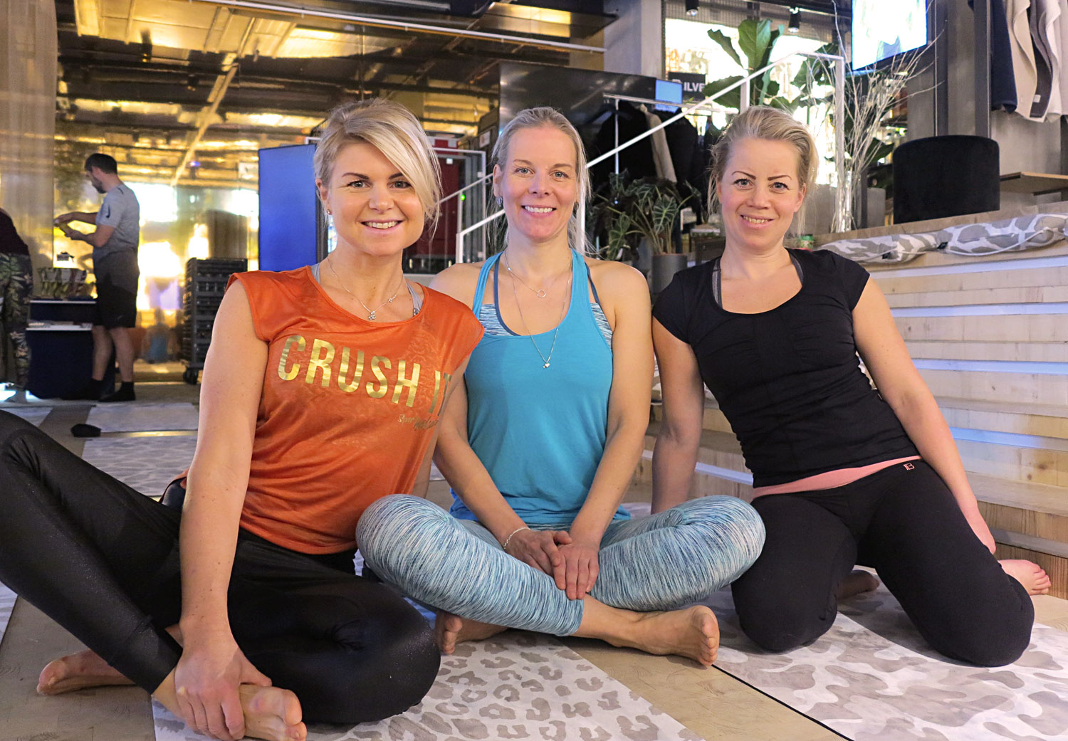 yogamorgon_anna_milla_karin - lucia 2018