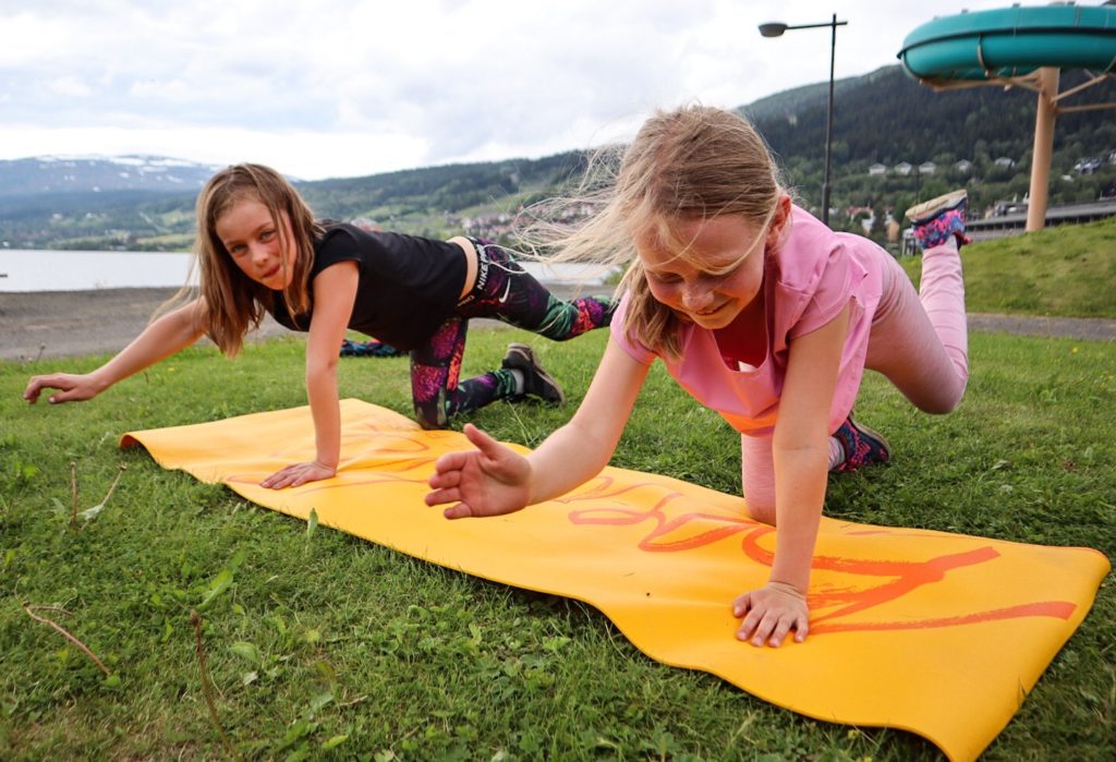 Frisk och stark familj - get out to workout