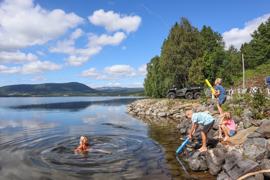 26664991-3A63-470A-B27A-E1EB815A064C-1024x683 - sommar