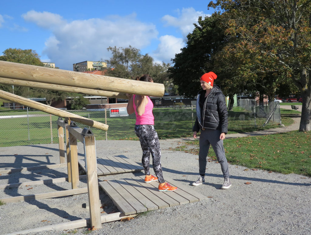pt_utegym_knab1-1024x775 - enkelt träningsupplägg