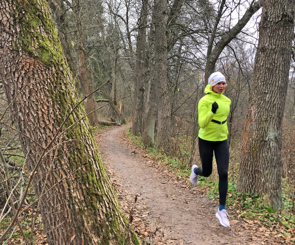 lop_host19_annalissjanis-1024x851 - saucony