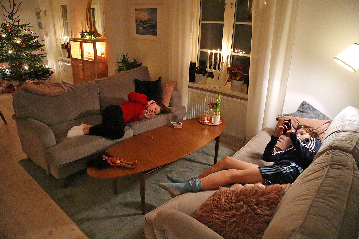 forjul_hampus_olivia_soffchill - för-jul